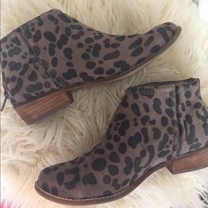 DV Dolce Vita Leopard Booties